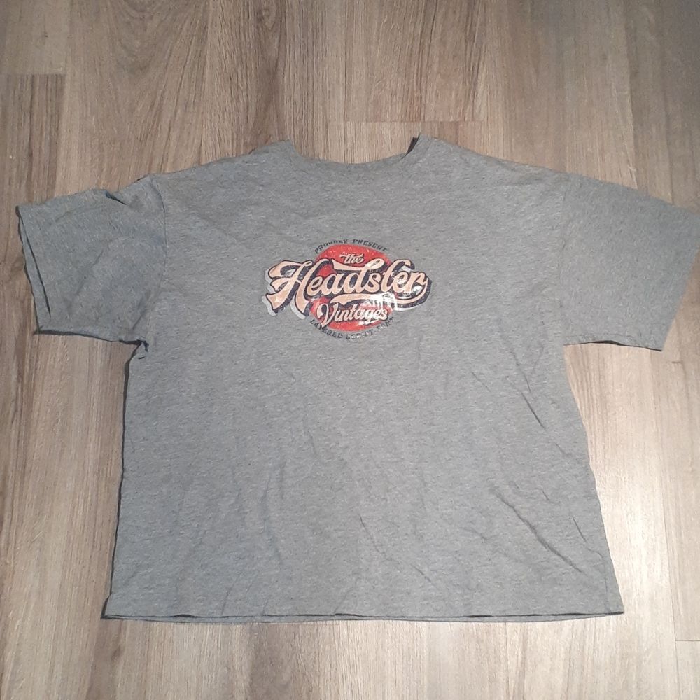 The Headster Vintages Small Grey Tshirt